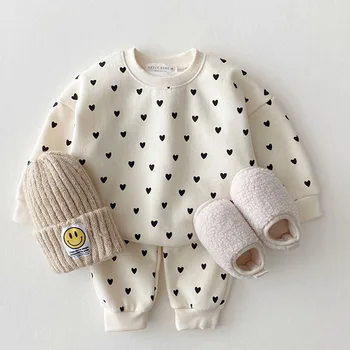 Одежда для новорожденных мальчиков 2023 г., милые толстовки + штаны, комплекты из 2 предметов, толстовки с капюшоном для мальчиков, комплект одежды для маленьких девочек